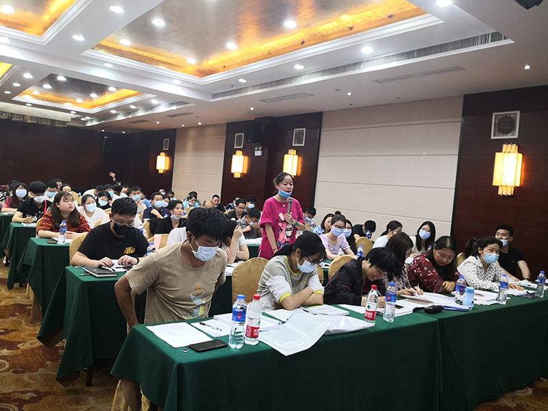 第二期内审员培训学员风采